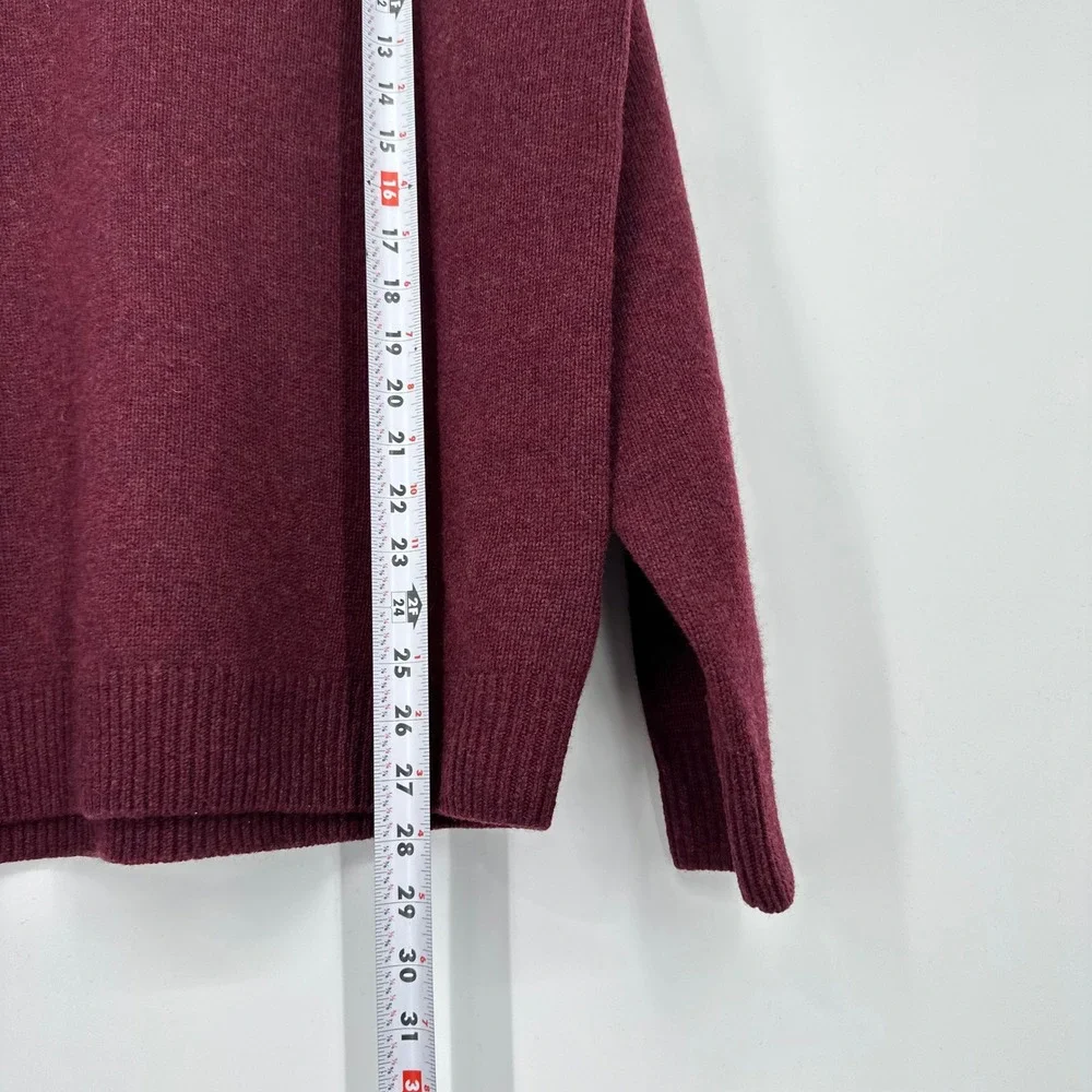 Vntg LL Bean Mens Knit Lambswool V Neck Sweater Burgundy Red L Christmas Holiday